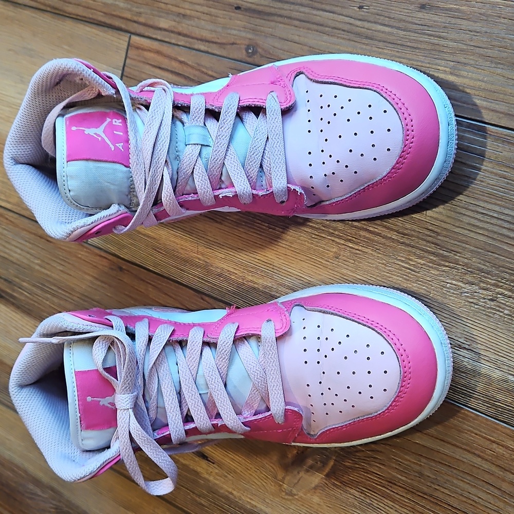 Air Jordan mid sneakers - Picture 2 of 10